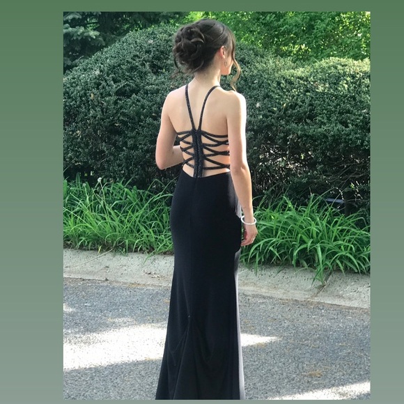 Ellie Wilde Prom Dress - Picture 3 of 5